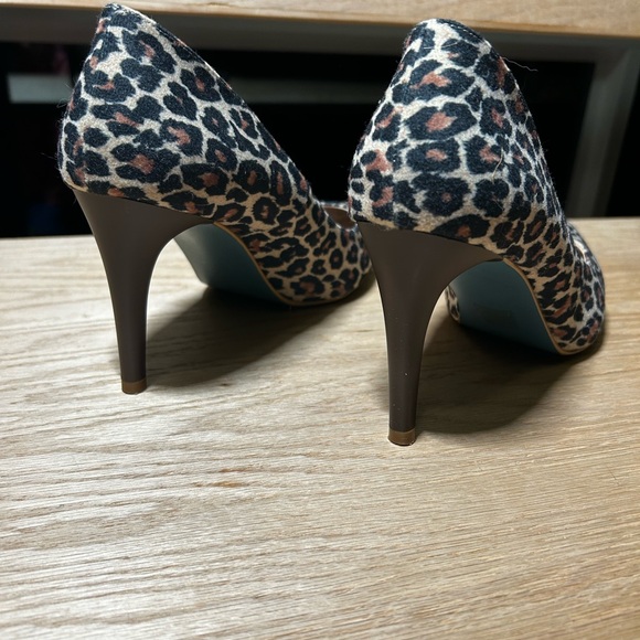 Leopard Heels - Picture 4 of 6